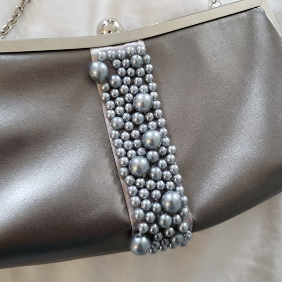 Wedding season 💞👰Rinaldi EuC grey clutch purse with bonus - Picture 7 of 7